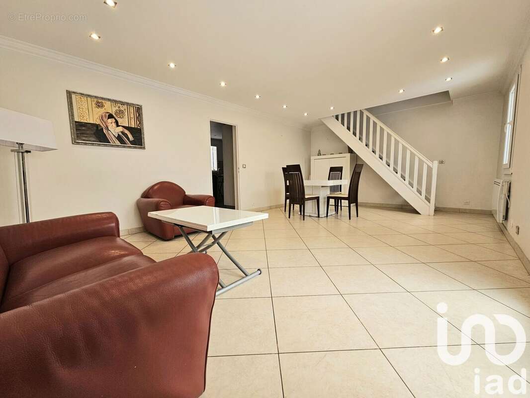 Photo 3 - Maison à BONNEUIL-SUR-MARNE