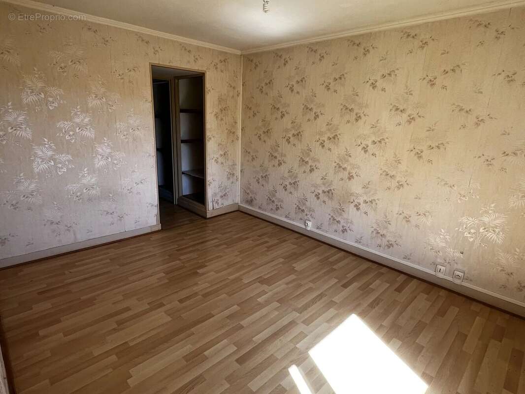 Commerce à MORTEMART