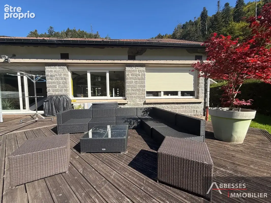 EN EXCLUSIVITÉ - GERARDMER dans un secteur calme : Maison type LOFT avec grande dépendance - photo 14