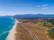 Terrain à SAINT-CYPRIEN
