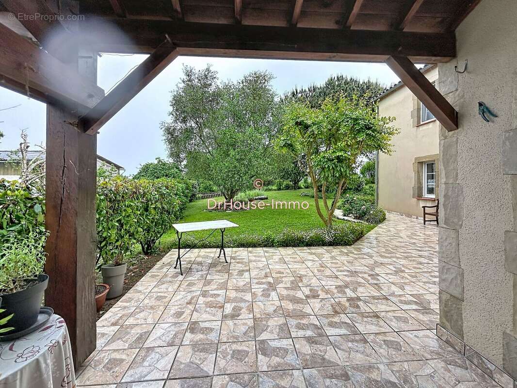 Maison 142 m² à Corneillan  - photo 14