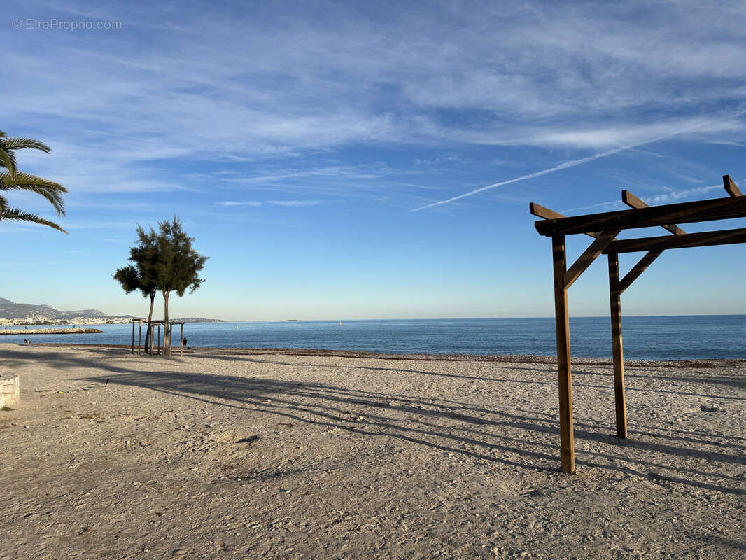 Appartement à VILLENEUVE-LOUBET
