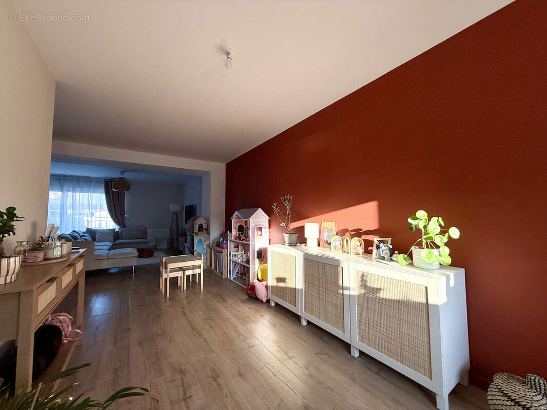 Maison à MONTIGNY-EN-GOHELLE