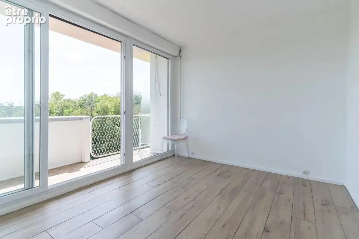 Appartement de 4 pièces de 94 m² à Vaucresson - photo 9