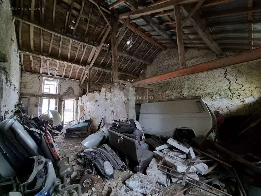 Maison à SOULAUCOURT-SUR-MOUZON