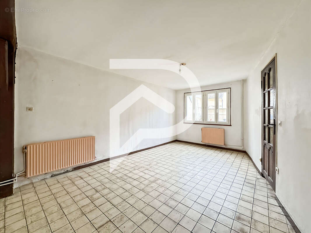 Maison à BEAUVAIS