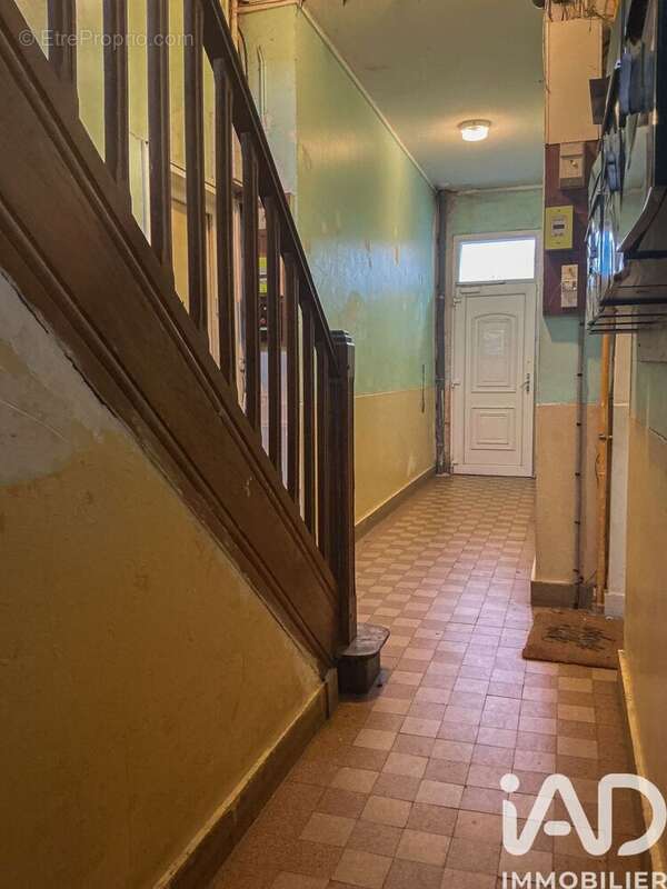 Photo 9 - Appartement à CHARLEVILLE-MEZIERES