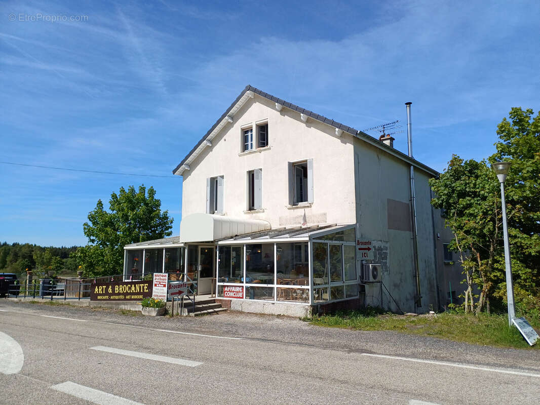 Maison à SAINT-AGREVE
