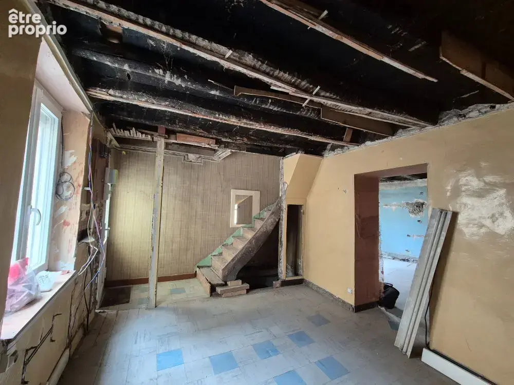 Maison de ville à rénover - photo 2
