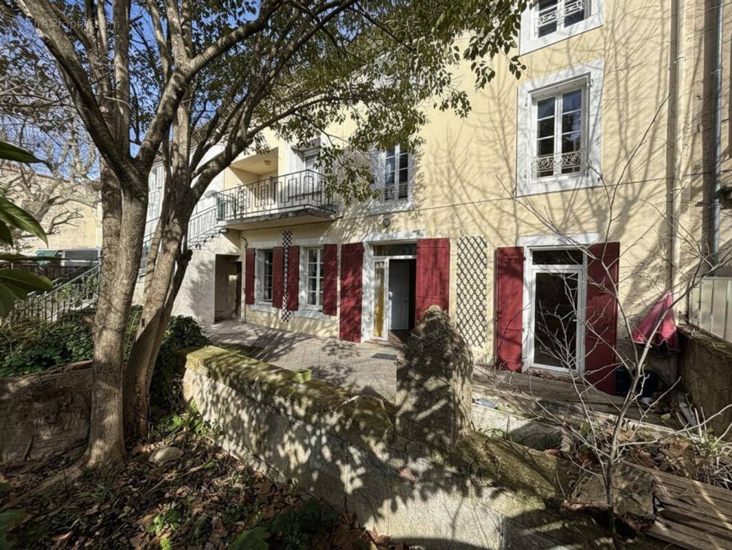 Maison à SUZE-LA-ROUSSE