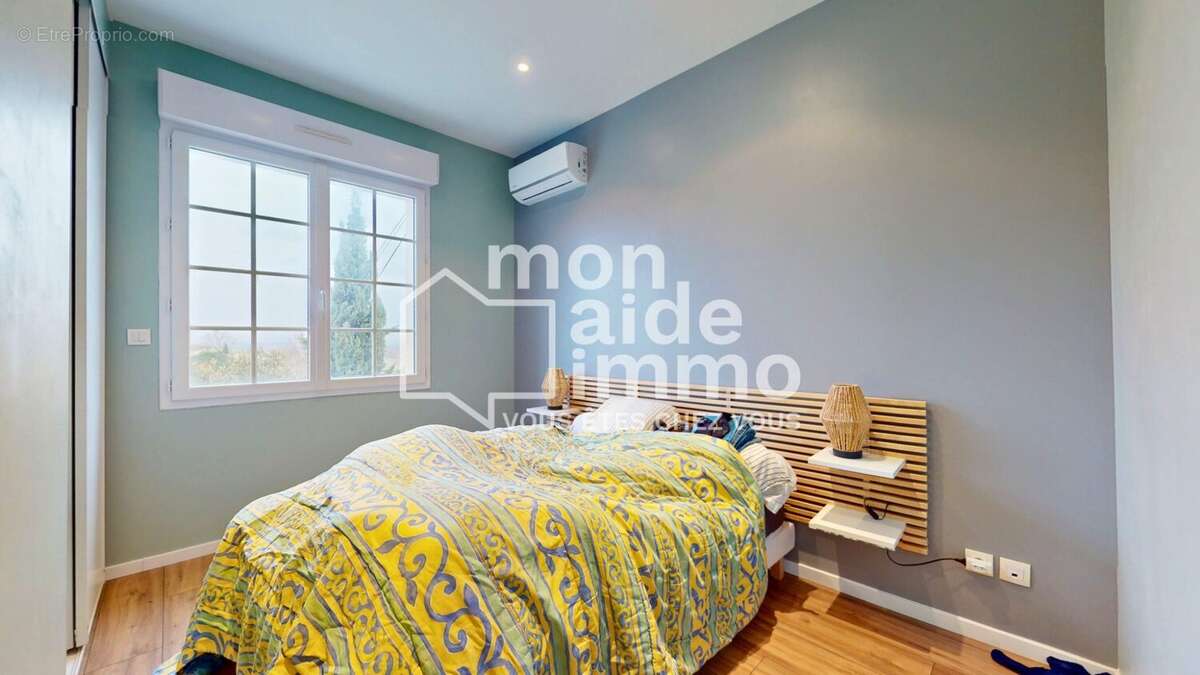 Maison à SAINT-EMILION