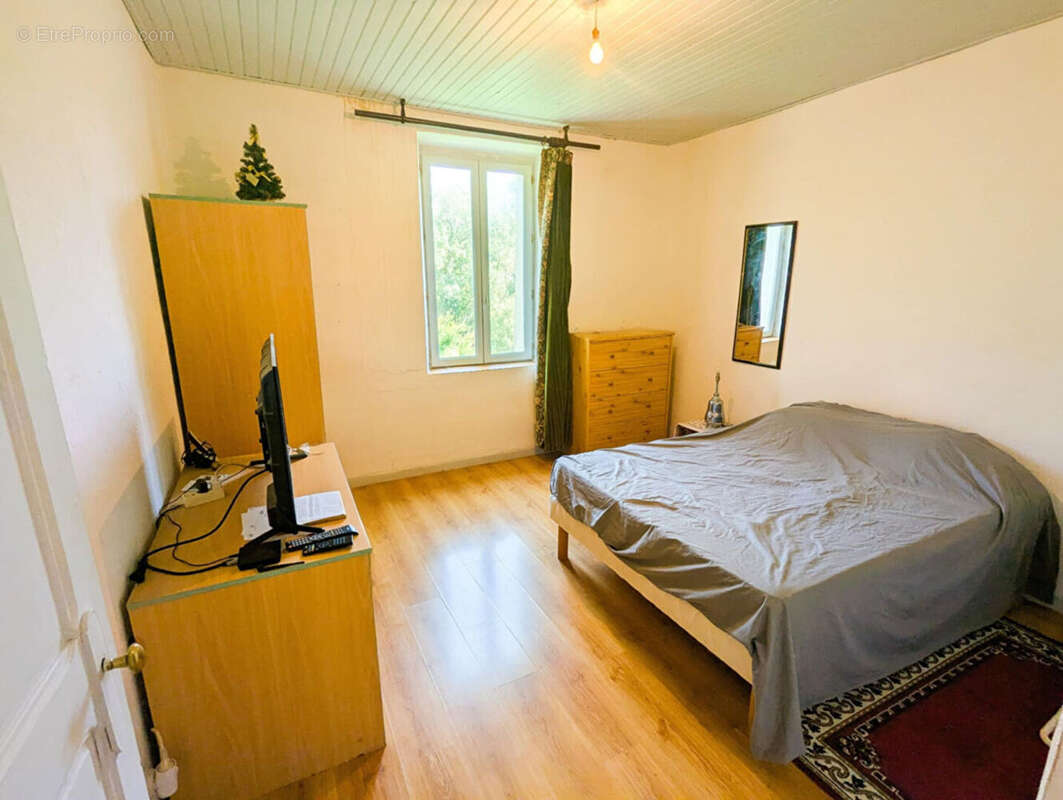 Maison à SAUMANE-DE-VAUCLUSE