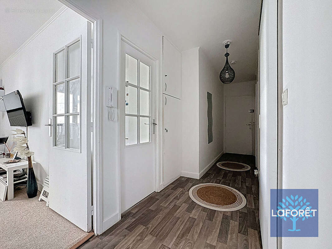 Appartement à CHILLY-MAZARIN