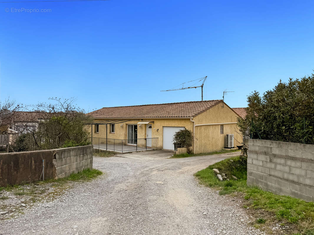 Maison à SAINT-PRIVAT