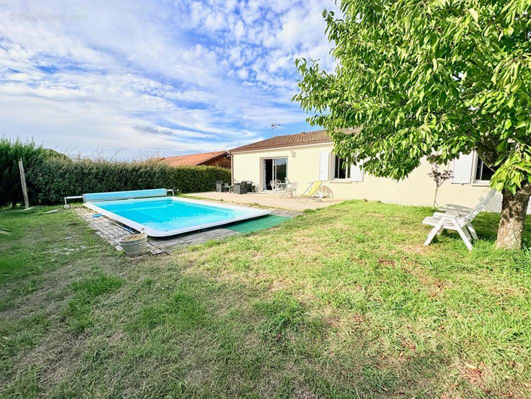 Maison à SAINT-VAIZE