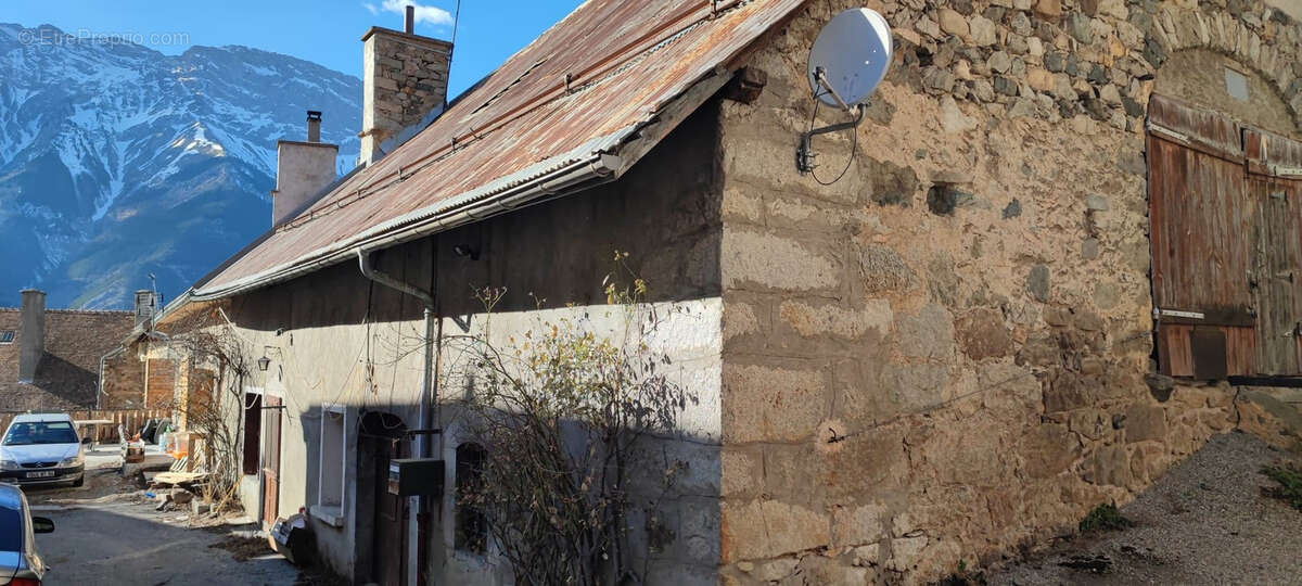 Maison à CHAUFFAYER