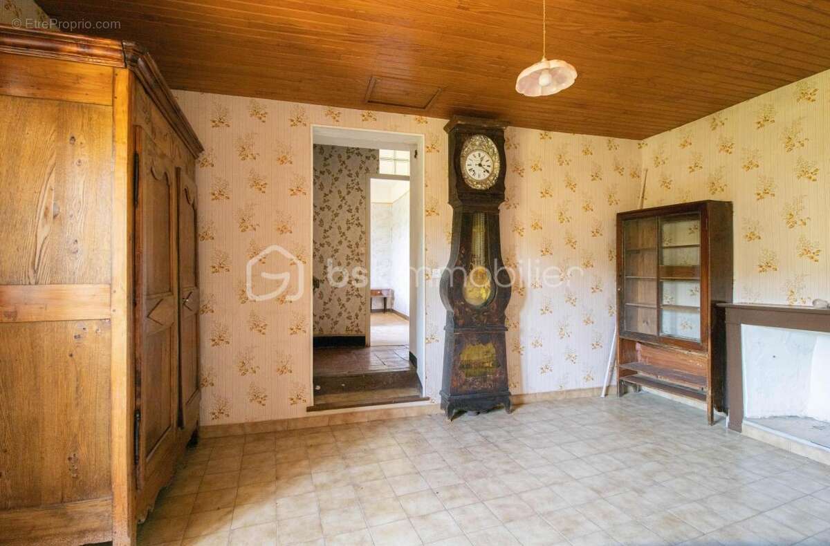 Maison à SAUMANE