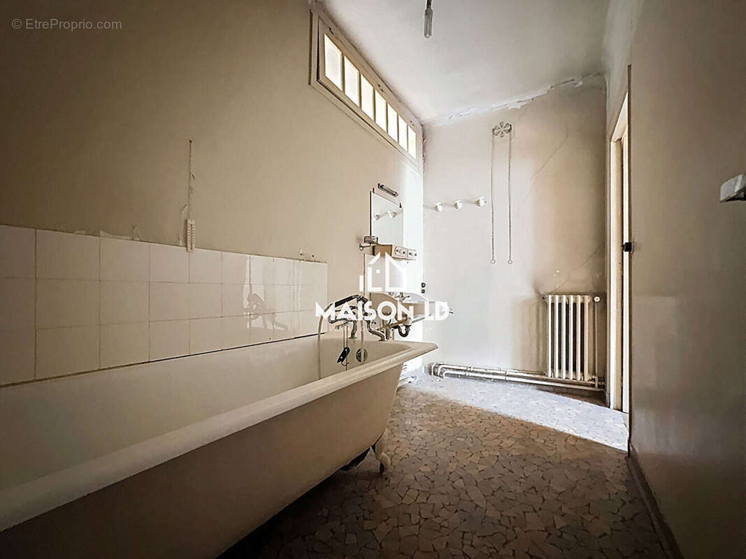 Maison à AUNAY-SUR-ODON