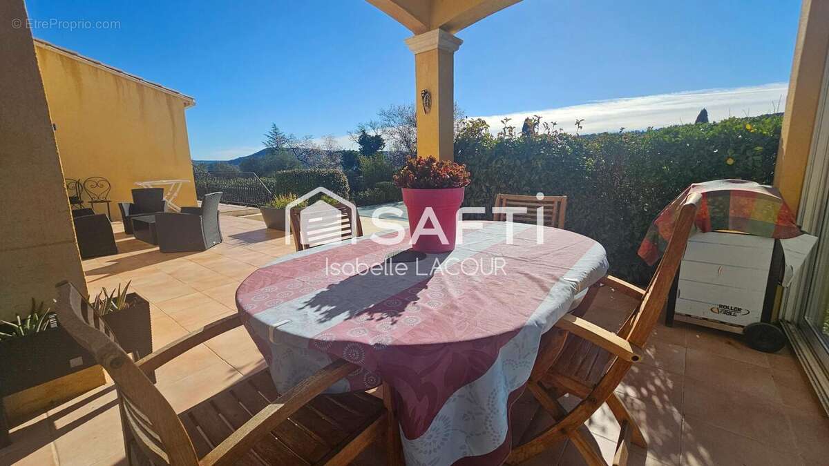 Photo 5 - Maison à SALERNES