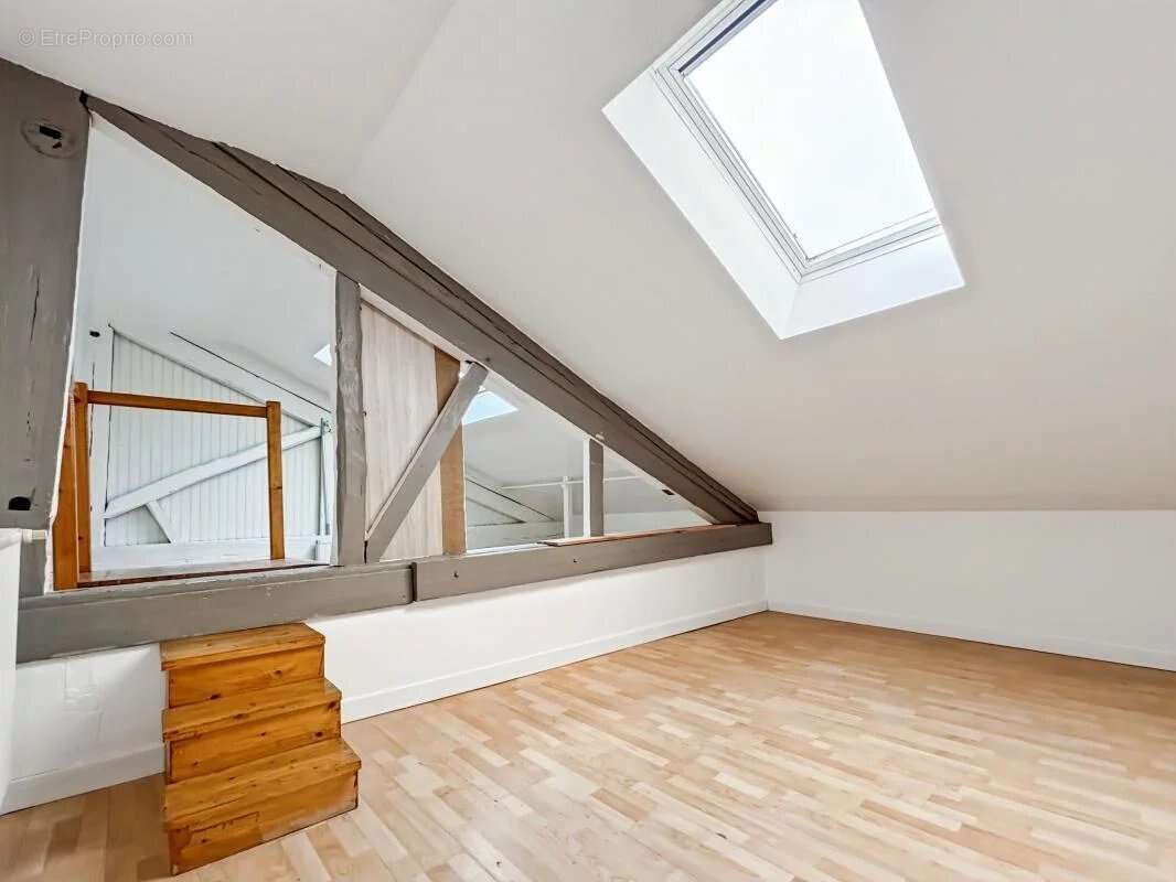 Maison à COULOUNIEIX-CHAMIERS