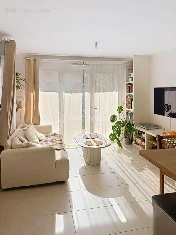 Superbe f2 avec jardin et box à villeron - photo 1
