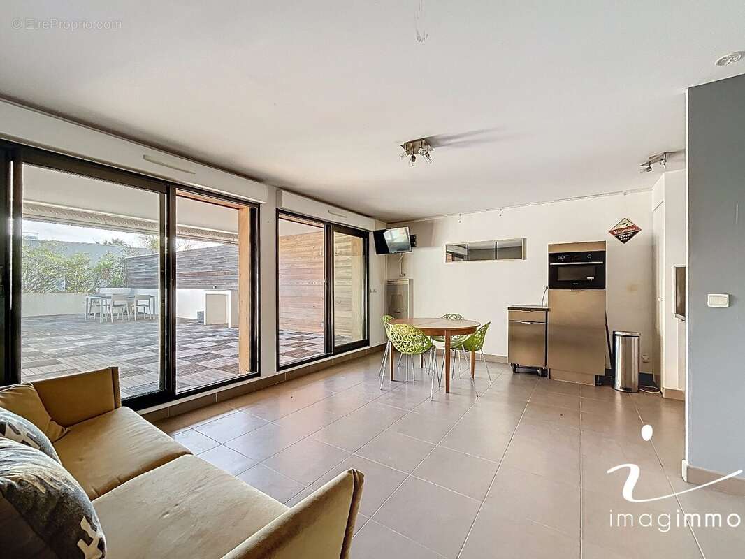 Appartement à CANDILLARGUES