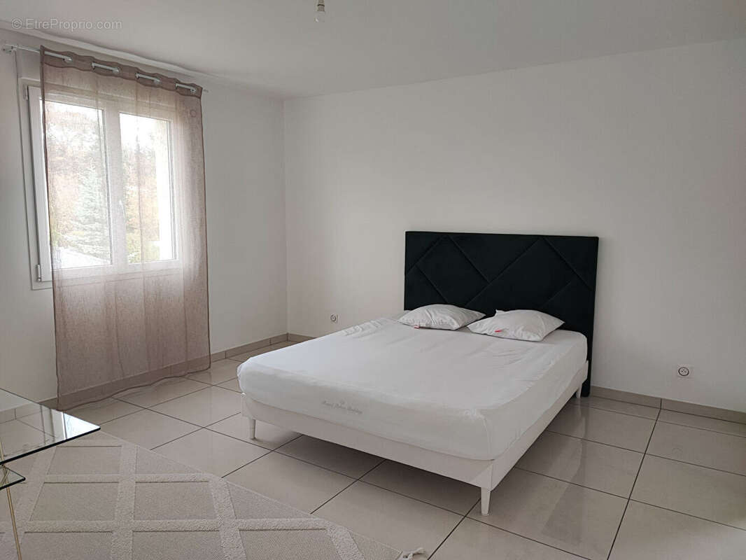 Maison à FLEURY-LES-AUBRAIS