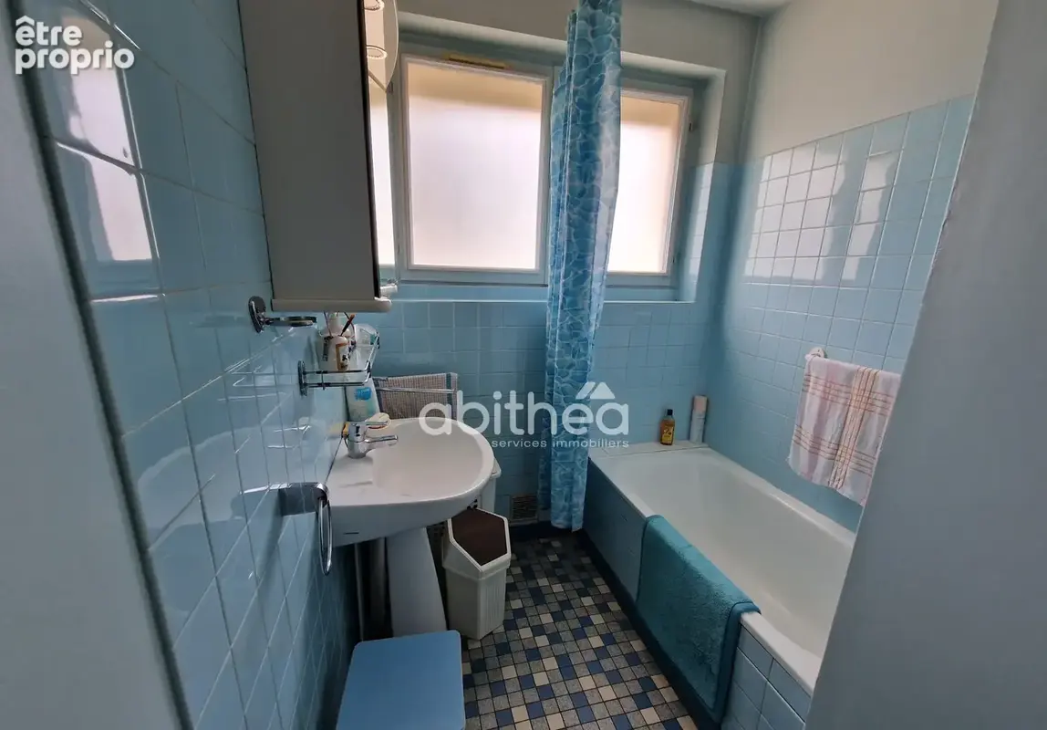 Maison d'habitation de 90 m2 à Terres de Haute Charente (16270) - photo 5