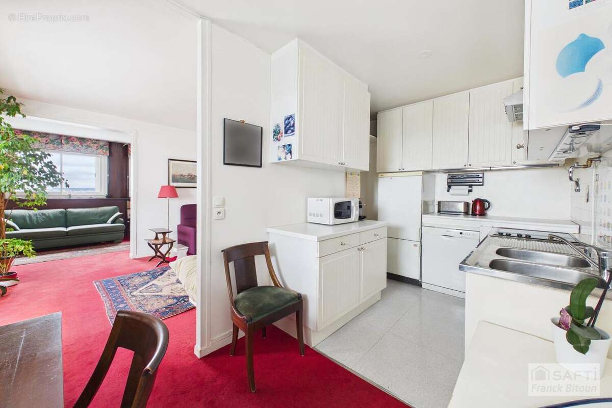 Photo 8 - Appartement à LEVALLOIS-PERRET