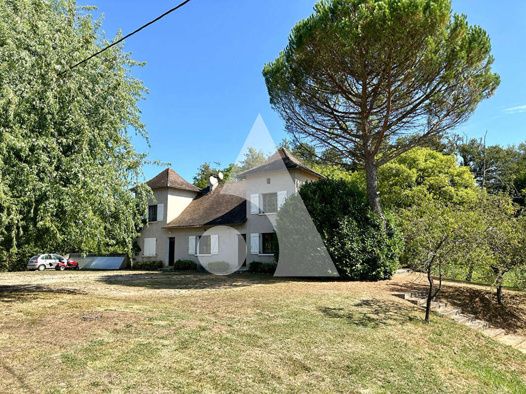 Maison à AYNAC