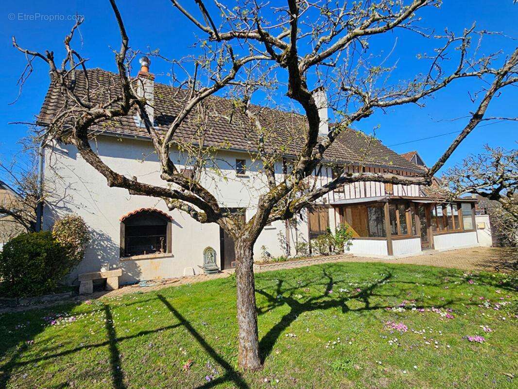 Maison à HEUILLEY-SUR-SAONE