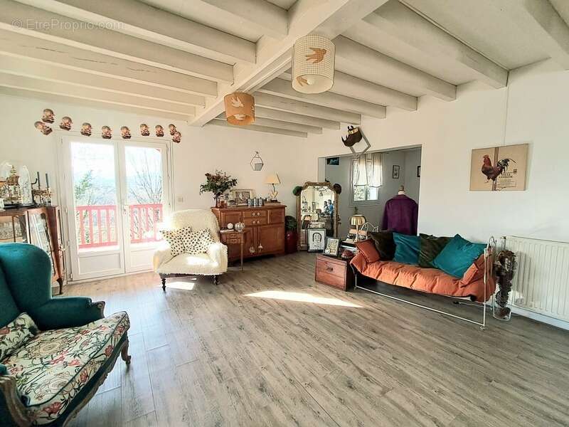 Maison à LA BASTIDE-CLAIRENCE