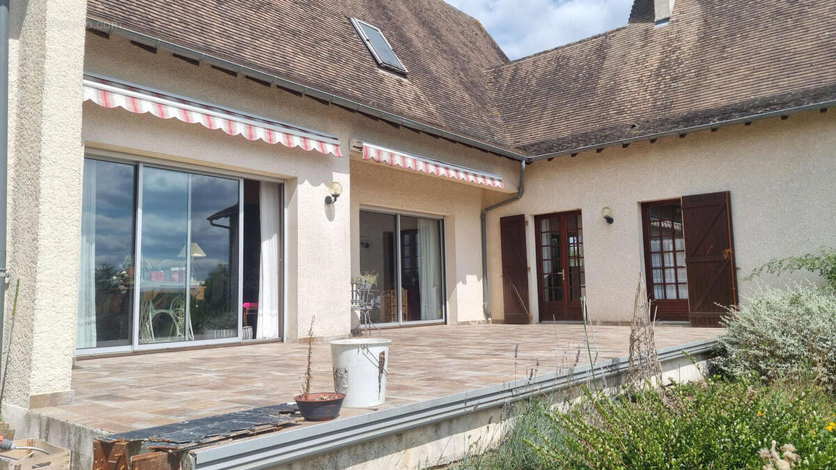 Villa proche centre ville - photo 10