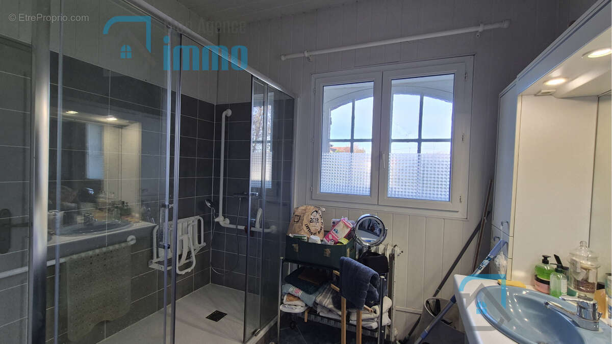 Maison à MEHUN-SUR-YEVRE