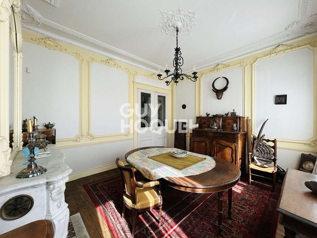 Maison 220 m² à Amiens  - photo 3