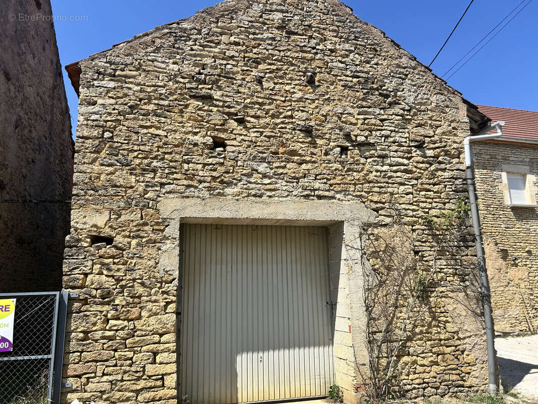 Maison de village à renover - photo 7