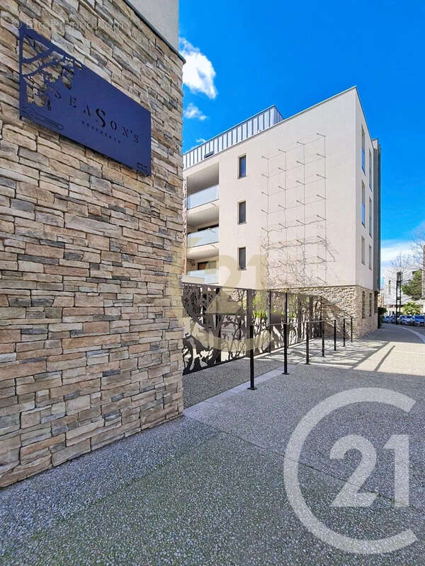 Appartement à SAINT-JEAN-DE-VEDAS