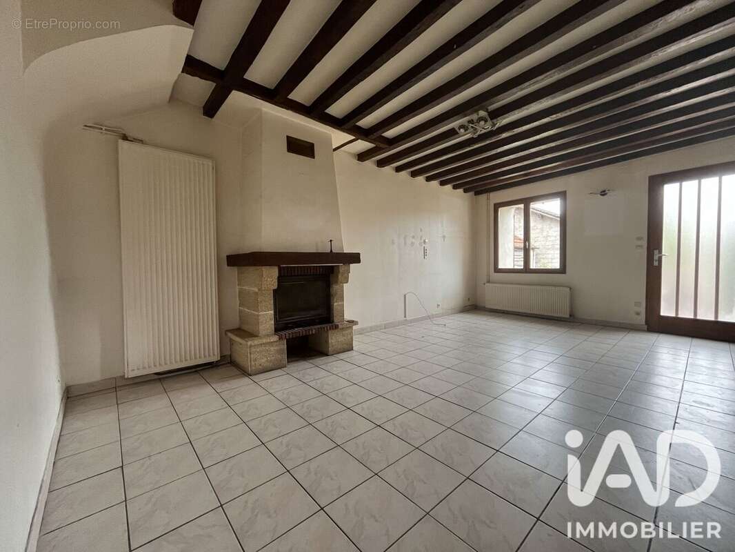 Maison 125 m² à Nogentel  - photo 3