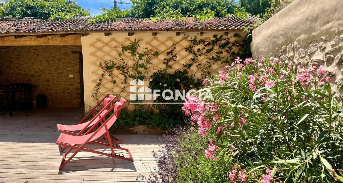 Maison à SAINT-LAURENT-LA-VERNEDE