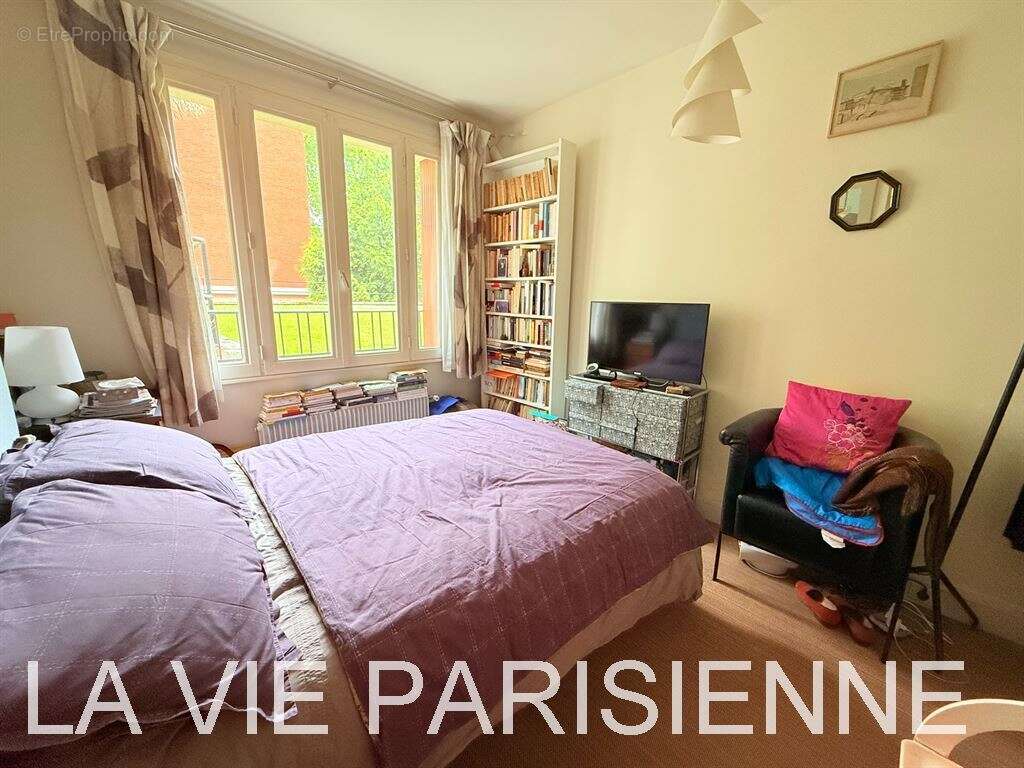 Appartement à PARIS-20E