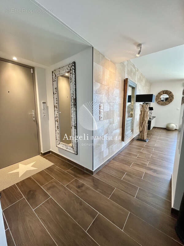 Appartement à FREJUS