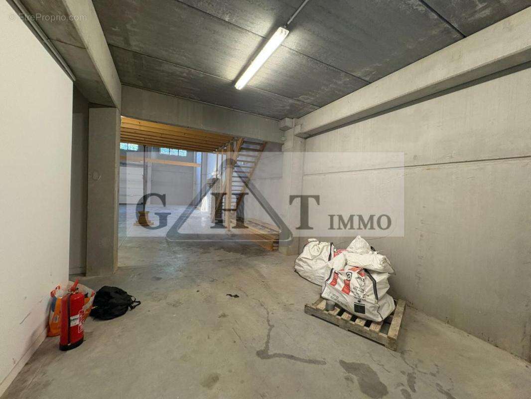 Commerce à BAILLY-ROMAINVILLIERS