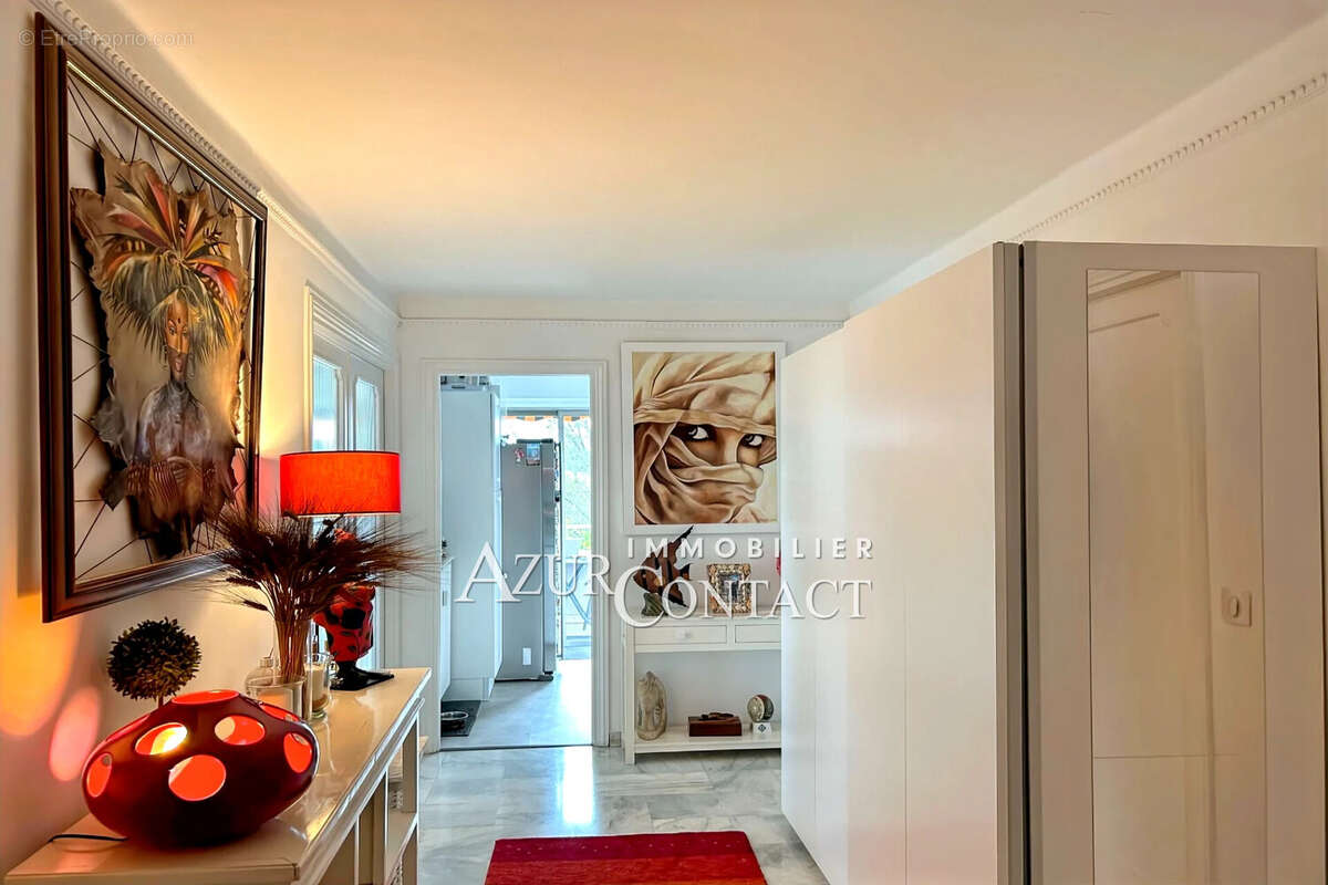 Appartement à LE CANNET