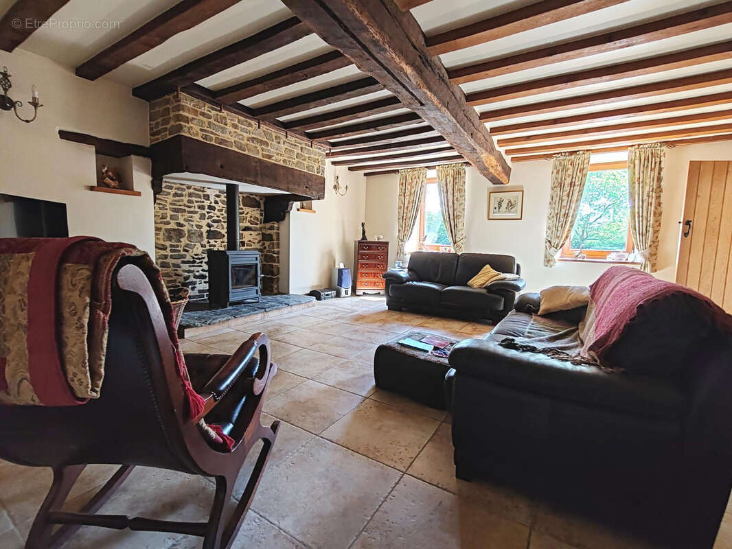 Maison à MARTIGNE-FERCHAUD