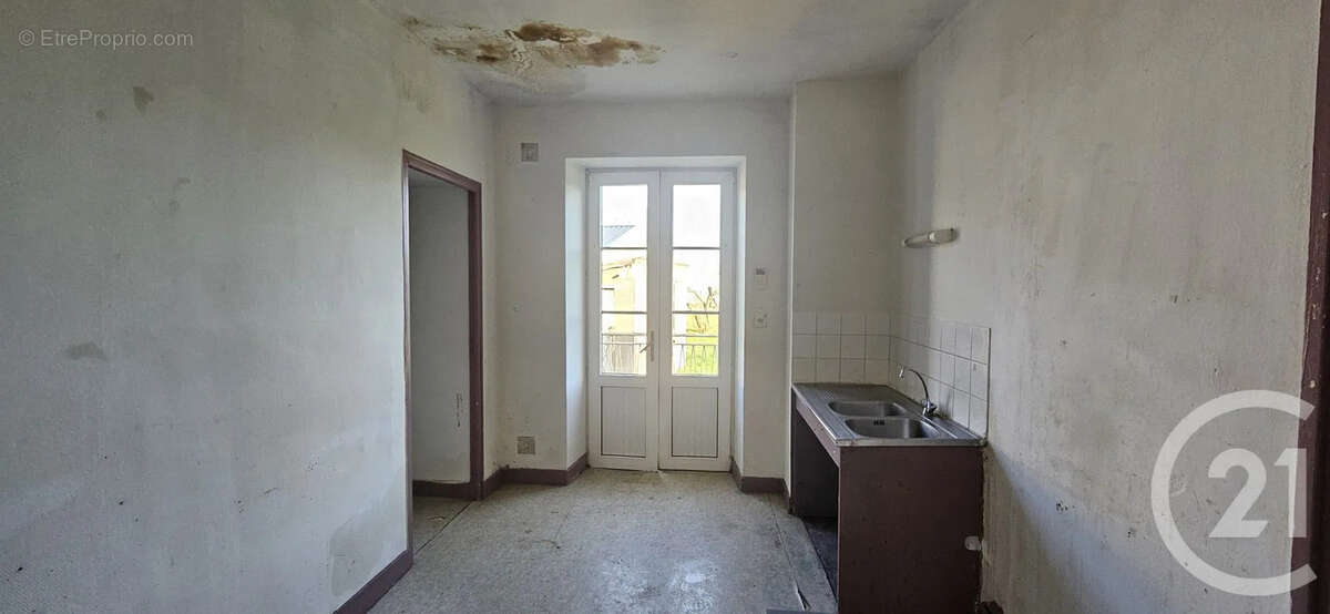 Maison à VILLAMPUY