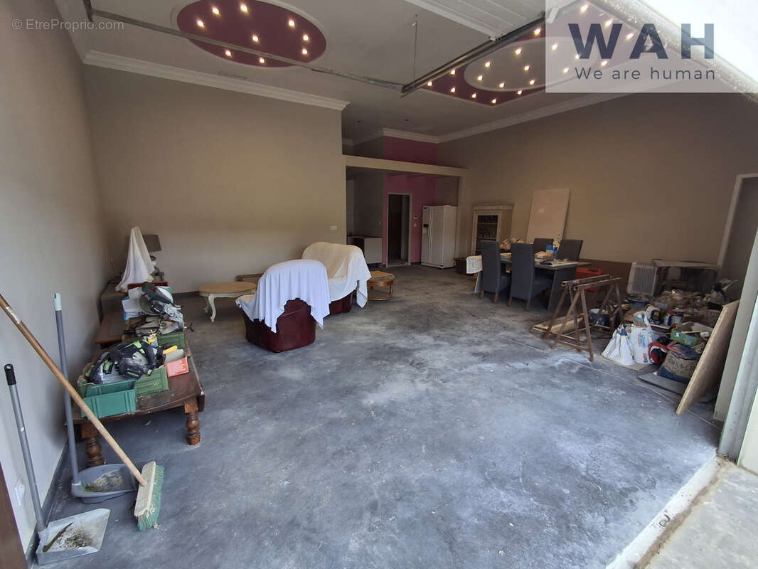 Local commercial - 240m2 - Sauve - photo 9