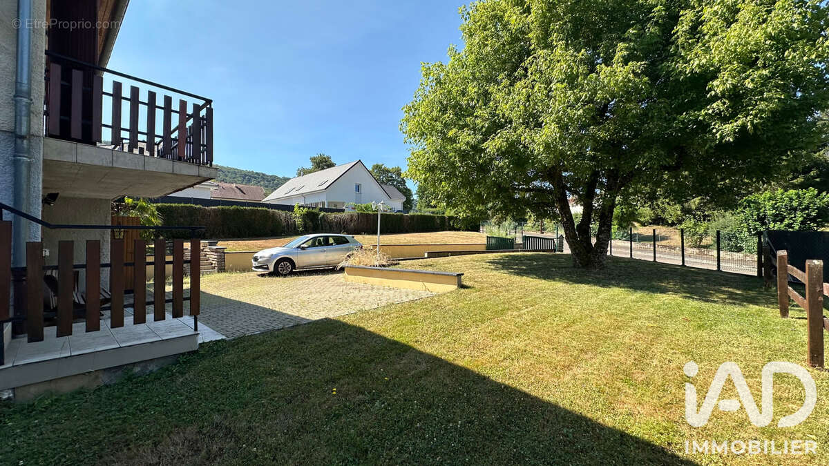 Maison 93 m² à Devecey  - photo 4
