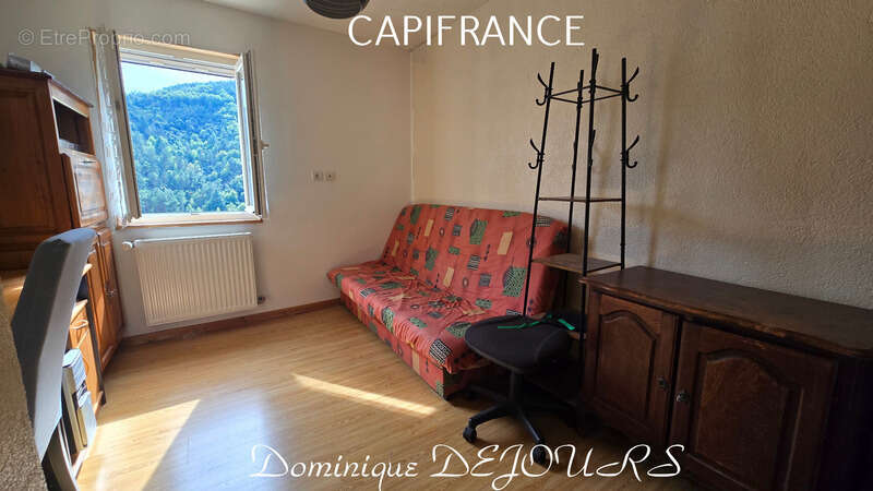 Maison à SAINT-SAUVEUR-DE-MONTAGUT