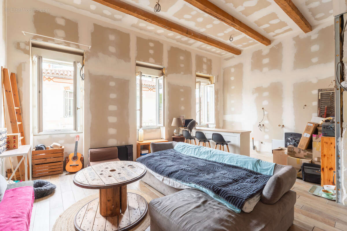 Appartement à MARSEILLE-8E