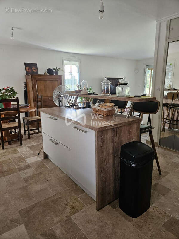 Maison 101 m² à Tours  - photo 4